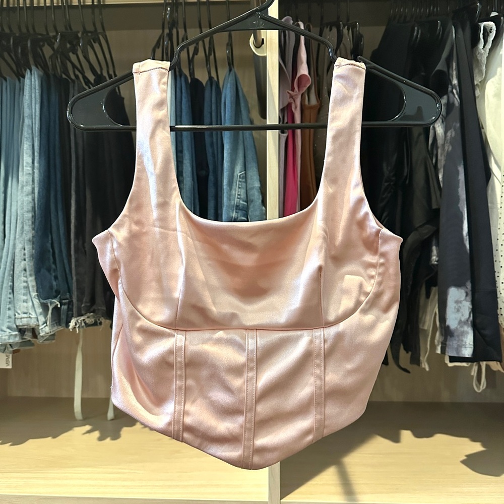 Full Roster Satin Crop Top NWT - Picture 2 of 5